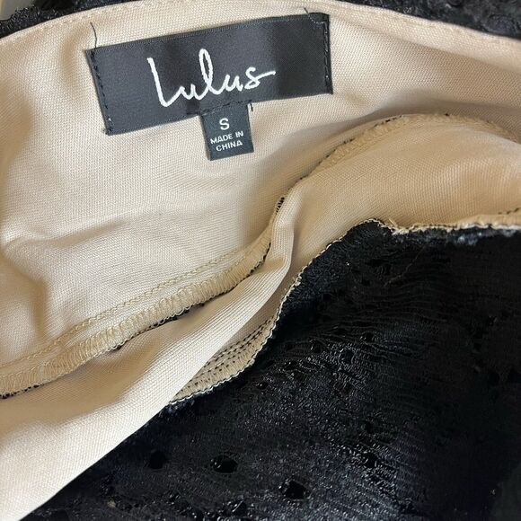 Lulu’s To The Moon & Back Black Lace Mini Dress Size S - Picture 6 of 7